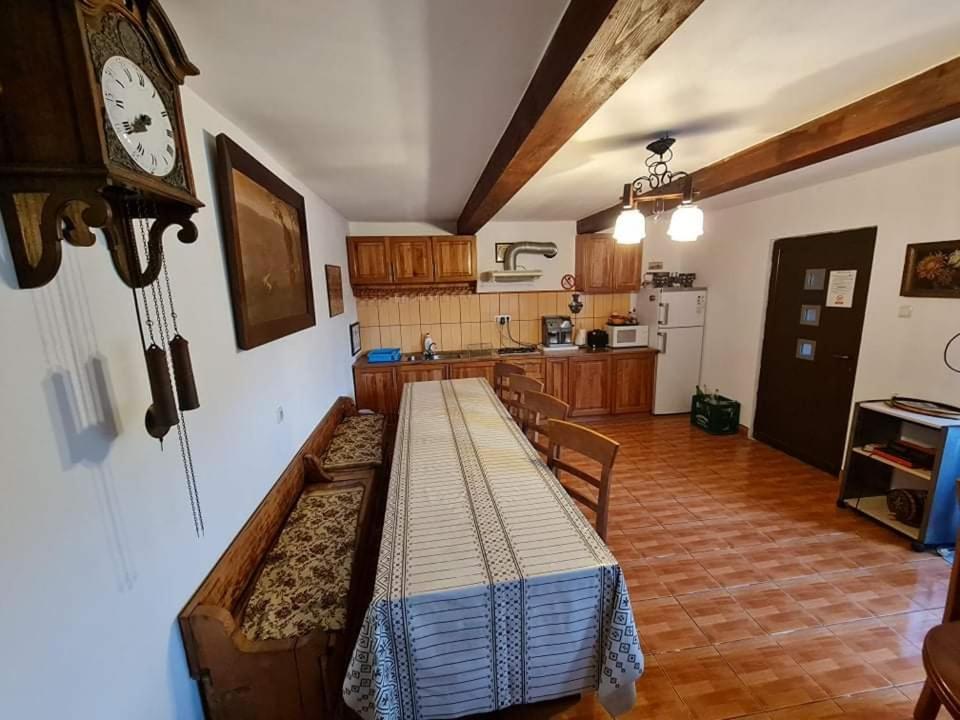 Pensiunea Otilia Sighisoara Bilik gambar