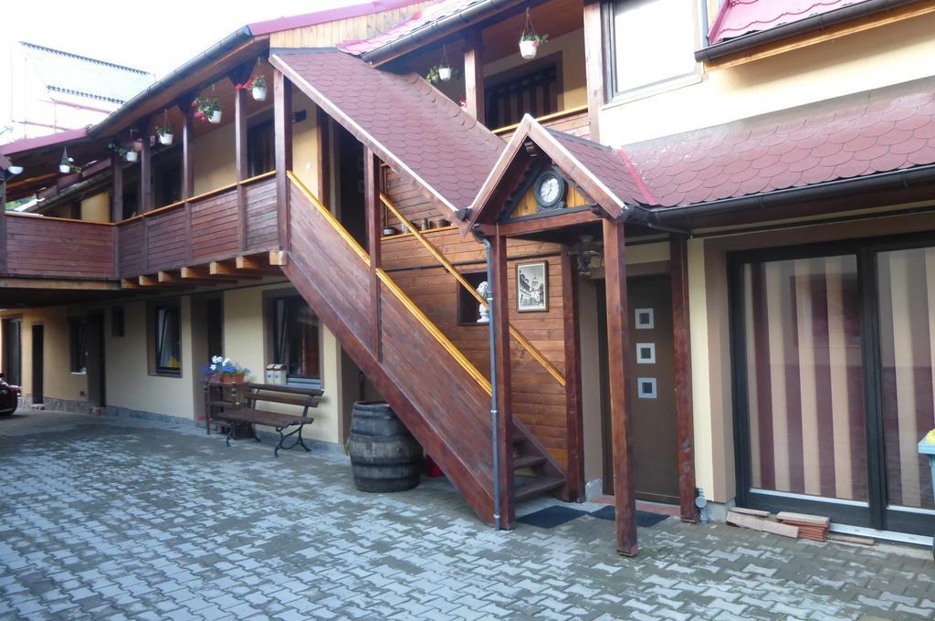 Pensiunea Otilia Sighisoara Bilik gambar